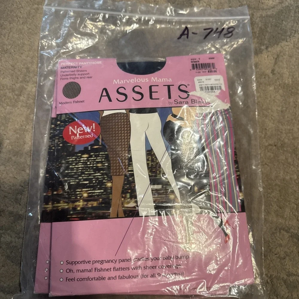 ASSETS Marvelous Mama Maternity Tights Size 1 Black Underbelly Support‎ Womens